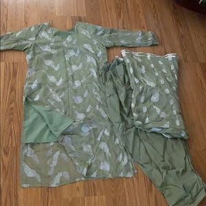 Pakistan/ Indian set